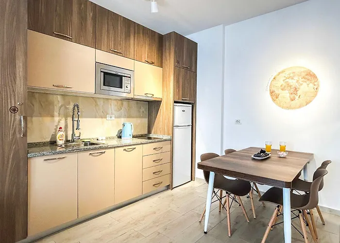 Appartement Crystal Shore D18