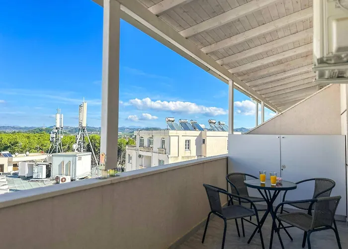 Appartement Crystal Shore D18