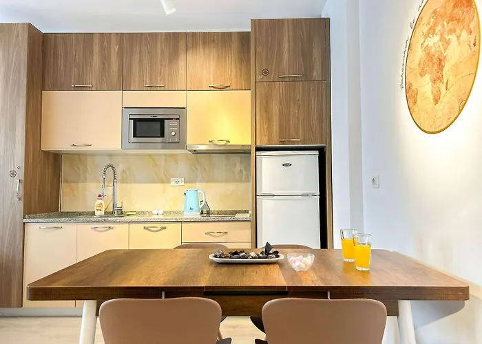 Appartement Crystal Shore D18 *