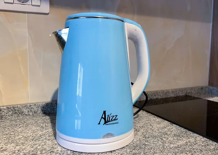 Crystal Shore D18 * Golem (Tirana)