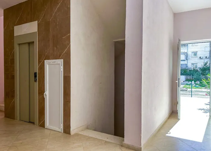 Appartement Crystal Shore D18 *